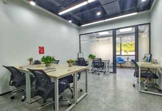 云南履带吊吊车